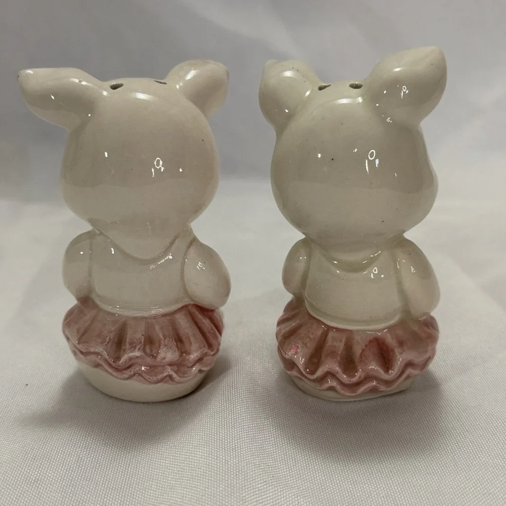 Vintage LEGO Taiwan Pig Ballerina Salt & Pepper Shakers Cute Ceramic Novelty Set